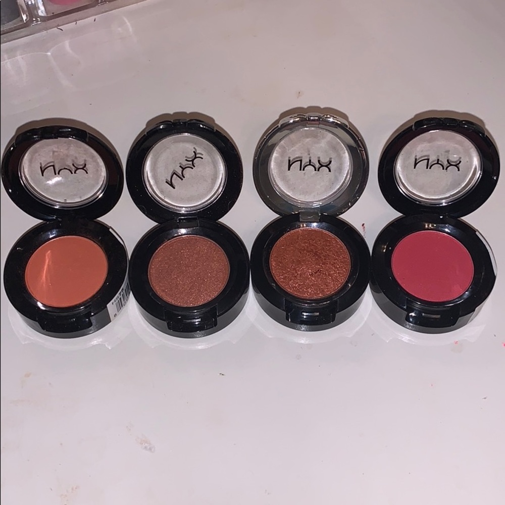 4 new eyeshadows